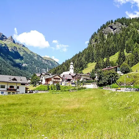 Penia 2-3 By Interhome Канацеї