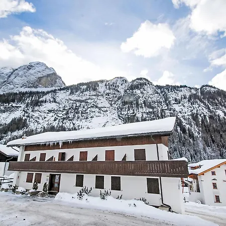 Апартаменти Penia 2-3 By Interhome *