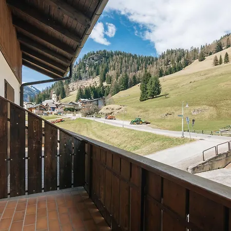 Апартаменти Penia 2-3 By Interhome Канацеї