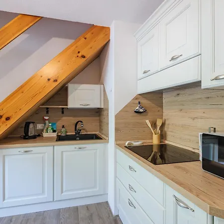 Penia 2-3 By Interhome Канацеї