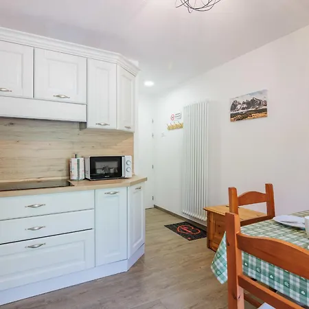 Penia 2-3 By Interhome Апартаменти