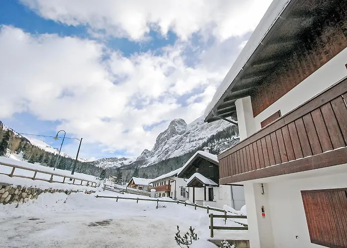 Penia 2-3 By Interhome דירה *