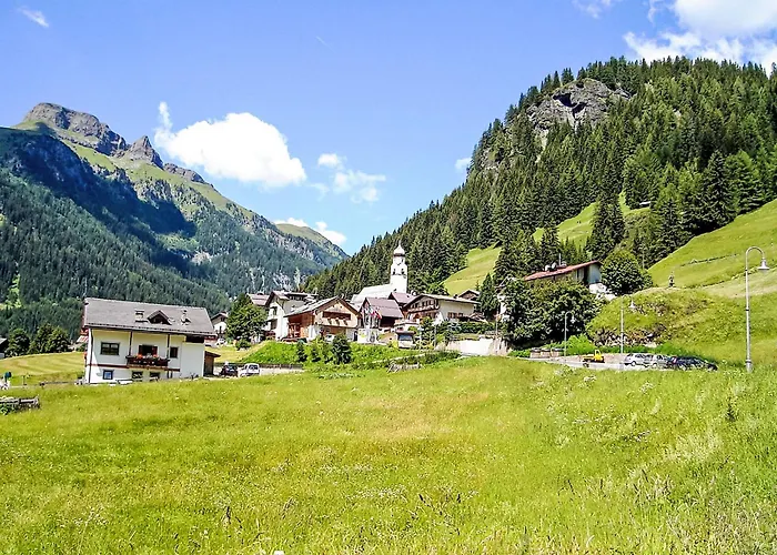 Penia 2-3 By Interhome 卡纳泽伊