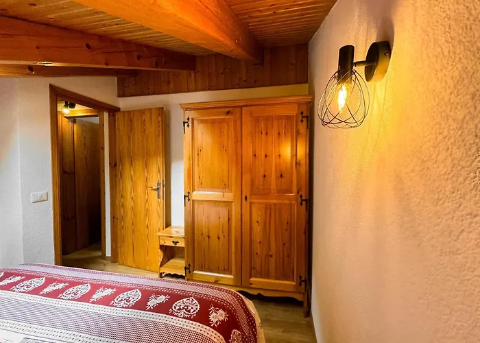 Penia 2-3 By Interhome דירה קאנזיי